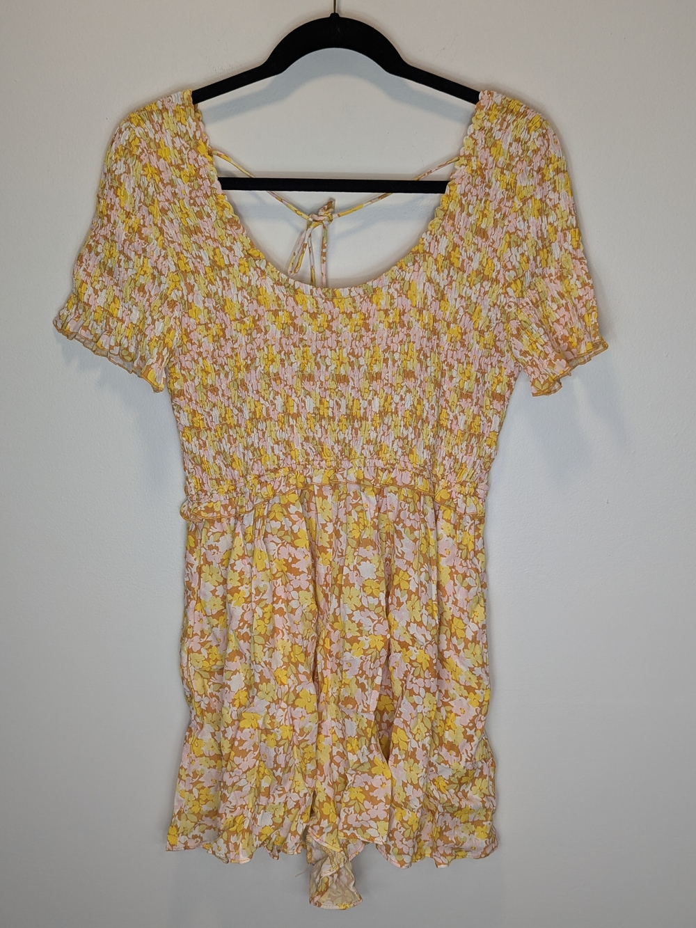 Urban OutfittersYellow Pink Floral Smocked Romper Cottage Fairy Size Large NWT
